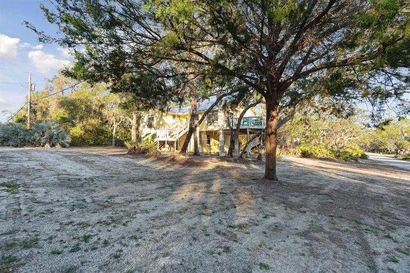 Picture of 12631 Hodgson Avenue, Cedar Key FL 32625