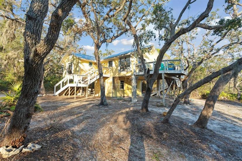 Picture of 12631 Hodgson Avenue, Cedar Key FL 32625