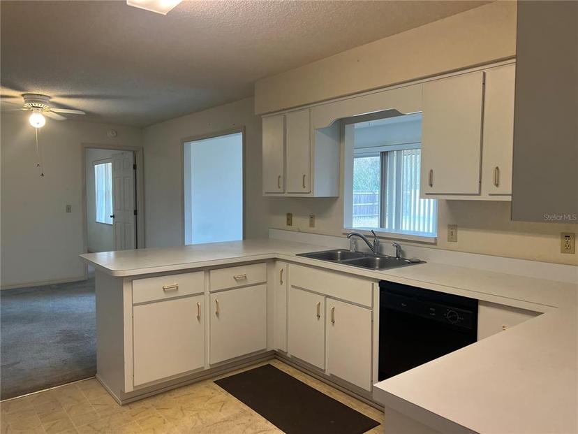 Picture of 5980 SE 4Th Place, Ocala FL 34472