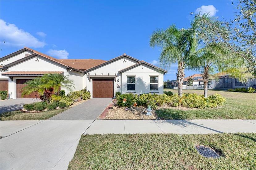 Picture of 5328 Stoic Vale Drive, Wimauma FL 33598