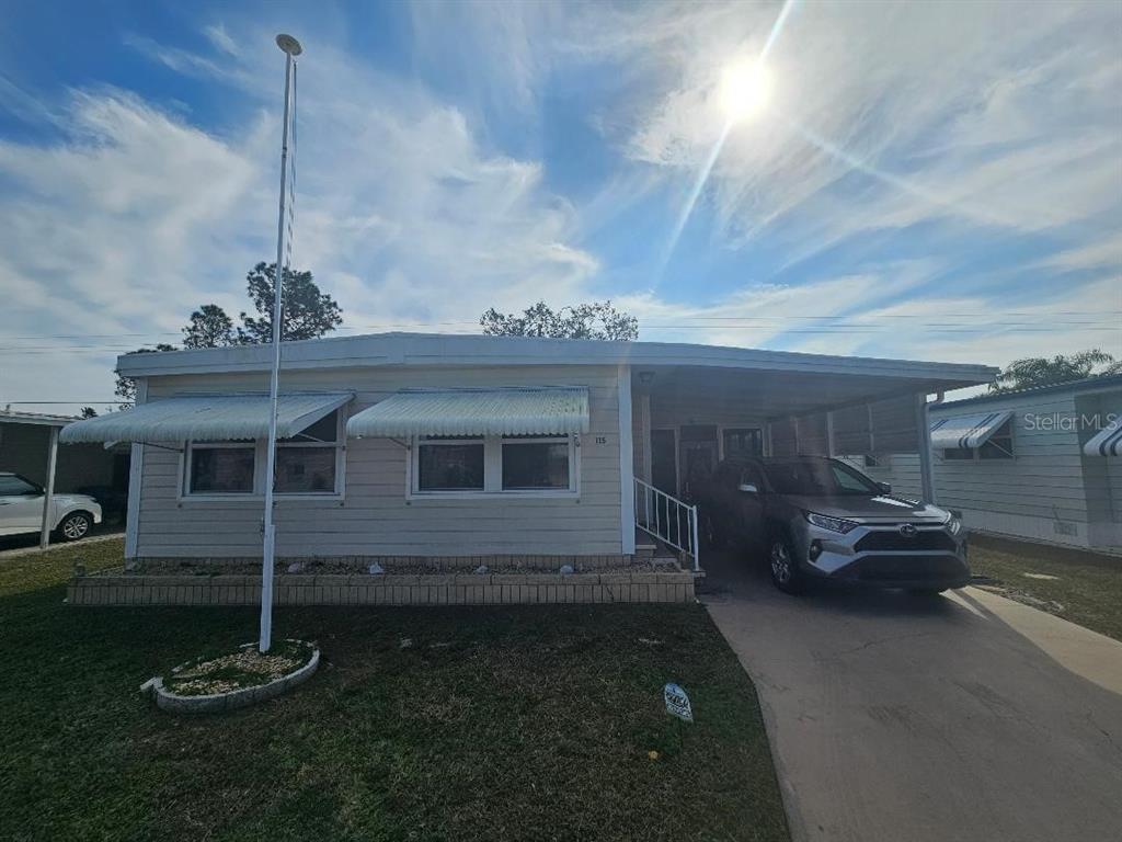 Picture of 5619 Bayshore Road Unit 115, Palmetto, FL 34221