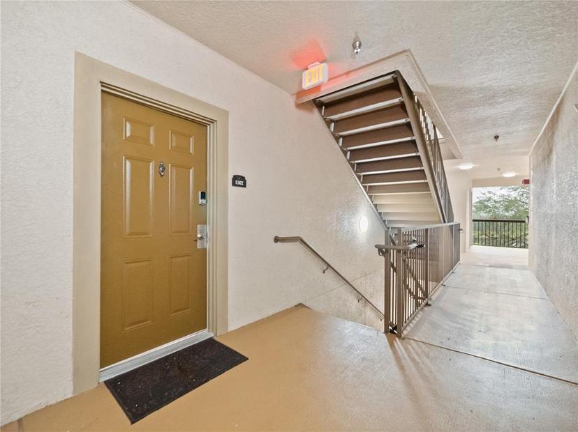 Picture of 8010 Tuscany Way Unit 5302, Davenport FL 33896