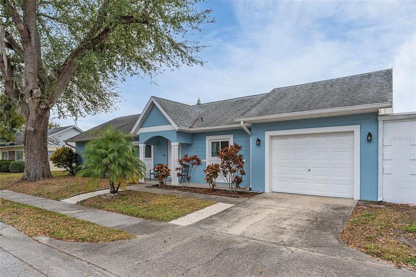 Picture of 8465 Oak Bluff Drive, Orlando FL 32827