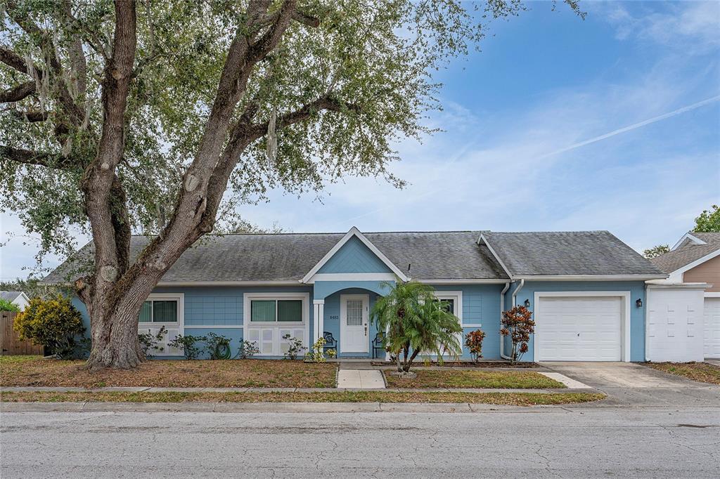 Picture of 8465 Oak Bluff Drive, Orlando, FL 32827