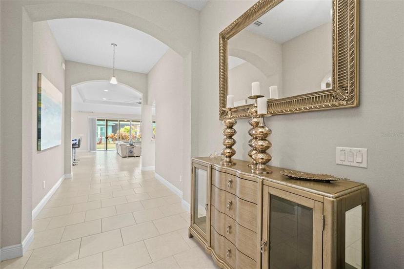 Picture of 7401 Paradiso Drive, Apollo Beach FL 33572