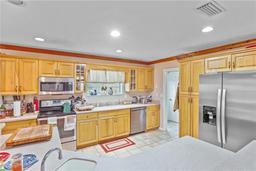 Picture of 941 SW Waffle Glen, Fort White, FL 32038