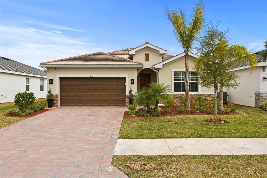 Picture of 3901 EAST Hampton Circle, Alva, FL 33920