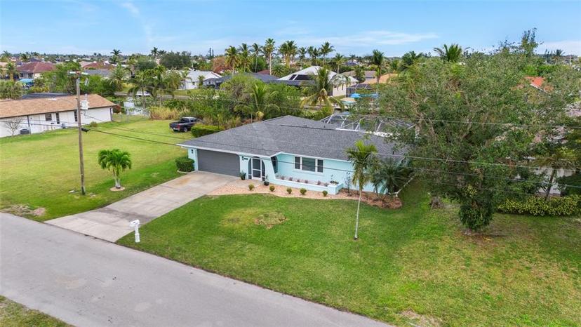 Picture of 1321 SW 5Th Avenue, Cape Coral FL 33991