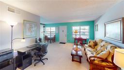 Picture of 305 30Th Avenue W Unit A308, Bradenton, FL 34205