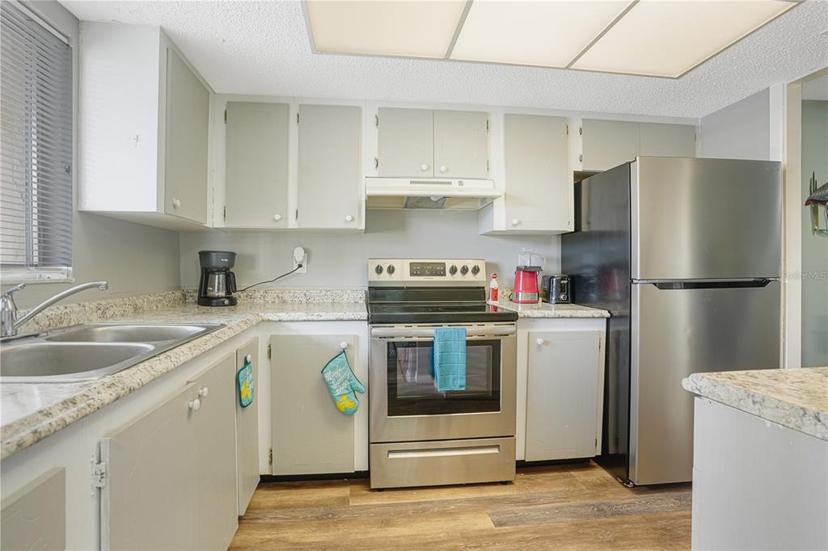 Picture of 3622 Lake Bayshore Drive Unit K302, Bradenton FL 34205