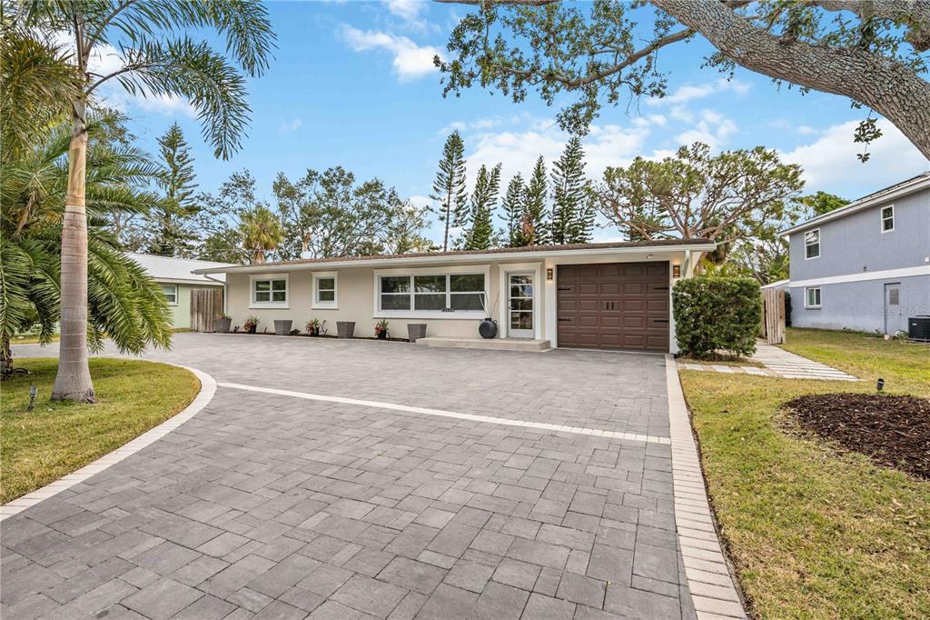 Picture of 8135 Longbay Boulevard, Sarasota, FL 34243