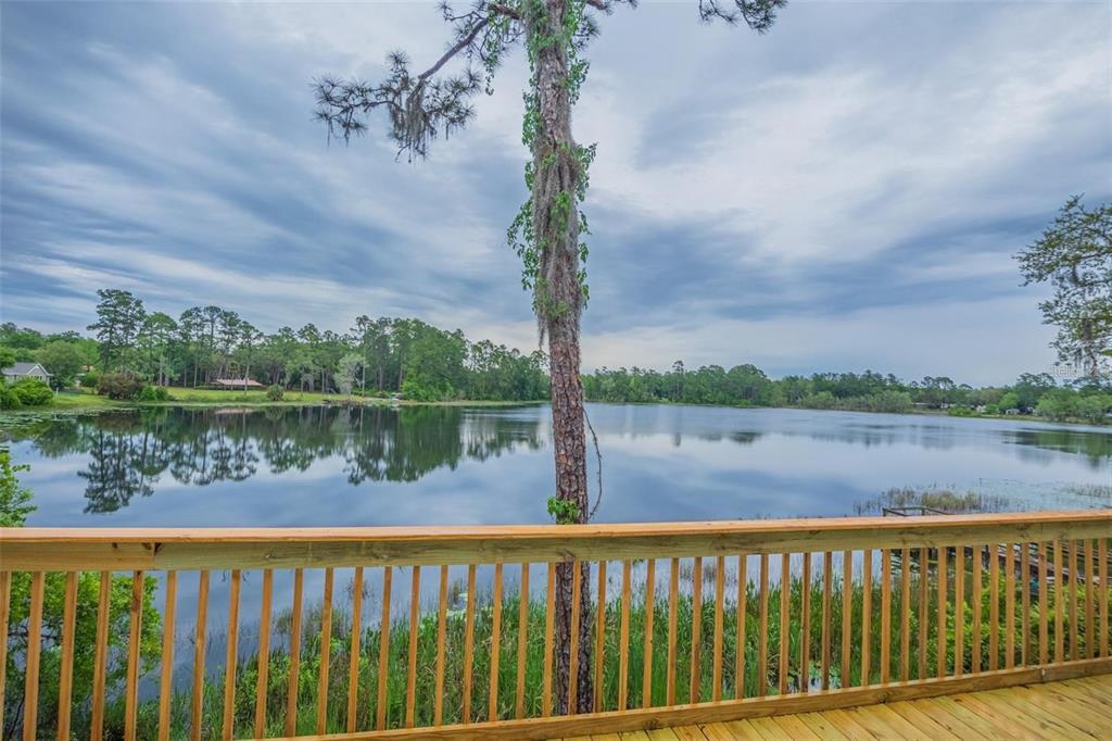 Picture of 13055 NE 7Th Loop, Silver Springs, FL 34488