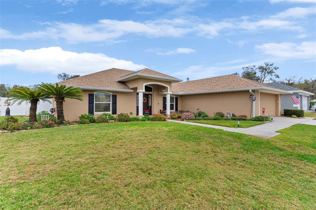 Picture of 5378 Hidden Oaks Drive, Lakeland, FL 33811