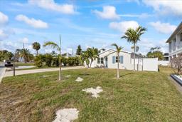 Picture of 105 3Rd Street, Belleair Beach, FL 33786