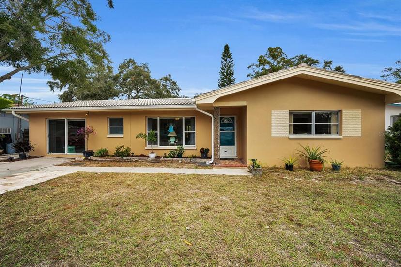 Picture of 1034 Sunnydale Drive, Clearwater FL 33755