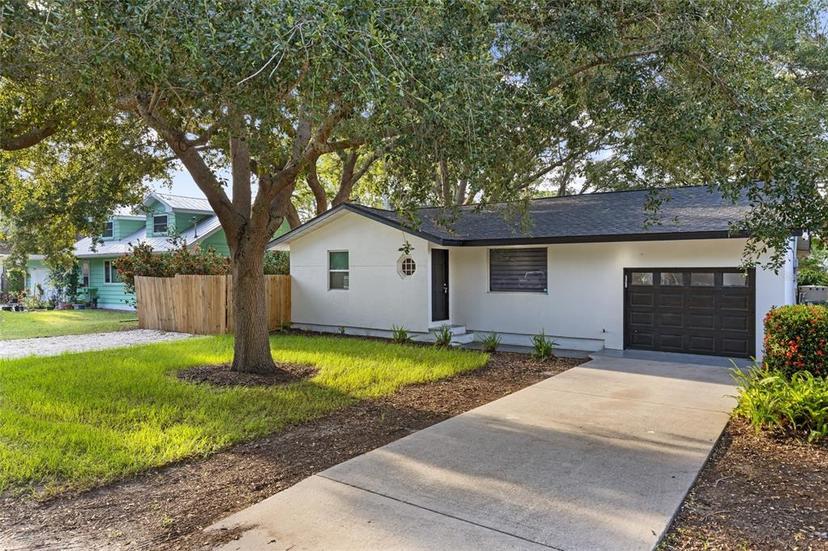 Picture of 3015 Hillview Street, Sarasota FL 34239