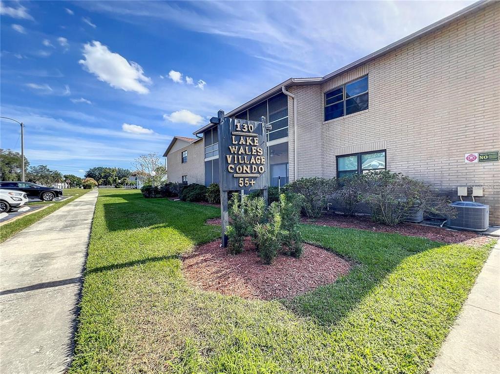 Picture of 130 E Johnson Avenue Unit 204, Lake Wales, FL 33853