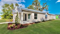 Picture of 825 S Seminole Avenue, Fort Meade, FL 33841