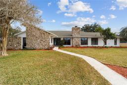 Picture of 15939 NW 162Nd Terrace, Williston, FL 32696