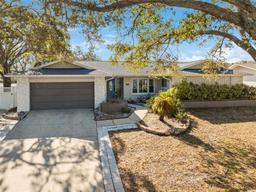 Picture of 1695 Honeybear Lane, Dunedin, FL 34698