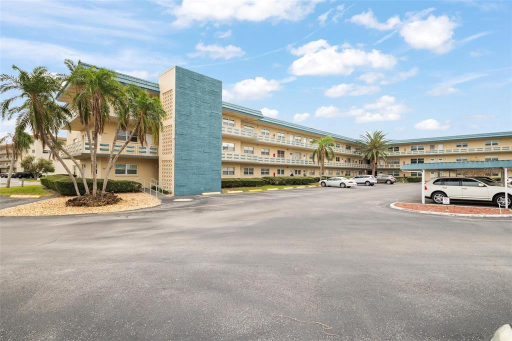 Picture of 5750 80Th St N Unit B106, St Petersburg, FL 33709