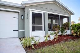 Picture of 2016 West Parkway, Deland, FL 32724