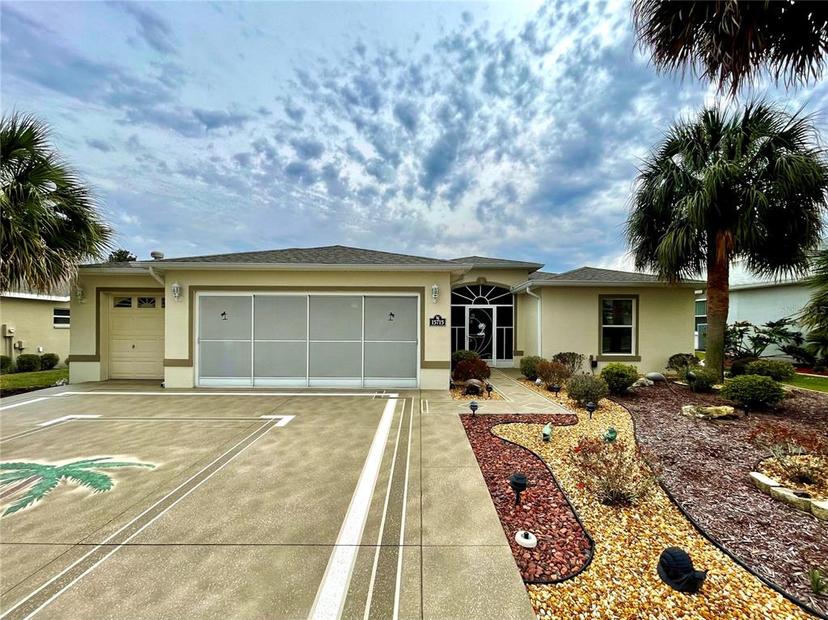 Picture of 15715 SW 11Th Terrace Road, Ocala FL 34473