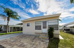 Picture of 18675 Us Highway 19 N Unit 364, Clearwater, FL 33764