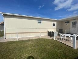 Picture of 1601 Us Highway 441 Se Unit 129, Okeechobee, FL 34974