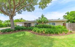 Picture of 2502 Alpine Avenue, Sarasota, FL 34239