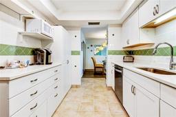 Picture of 255 Dolphin Pt Point Unit 603, Clearwater Beach, FL 33767