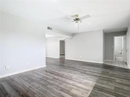 Picture of 1130 N Lake Parker Avenue Unit A302, Lakeland, FL 33805