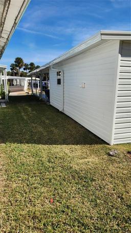 Picture of 7 Cocos Plumosa Drive Unit A, Eustis, FL 32726