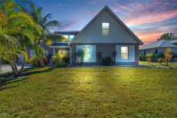 Picture of 1204 SW 38Th Terrace, Cape Coral, FL 33914