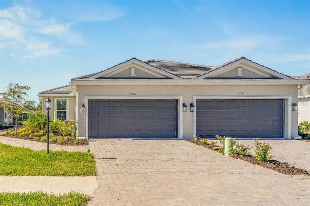 Picture of 8109 Moonbeam Avenue, Sarasota, FL 34241