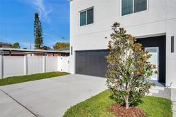 Picture of 2608 W Columbus Drive Unit 5, Tampa, FL 33607