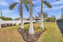 Picture of 2715 9Th Avenue N, St Petersburg, FL 33713