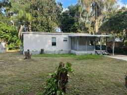 Picture of 18111 Lake Front Drive, Lutz, FL 33548