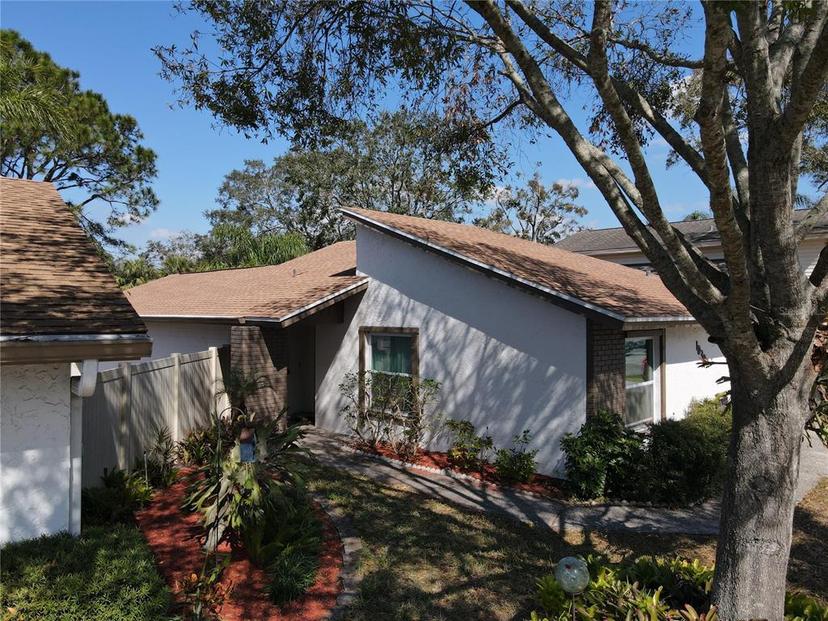 Picture of 10303 Chadbourne Drive, Tampa FL 33624