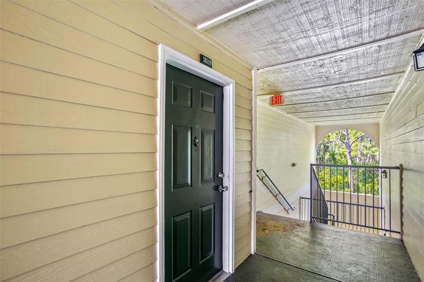 Picture of 18119 Sterling Gate Circle Unit 18119, Tampa FL 33647