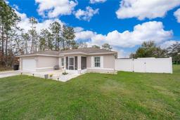 Picture of 3 Pecan Drive Loop, Ocala, FL 34472