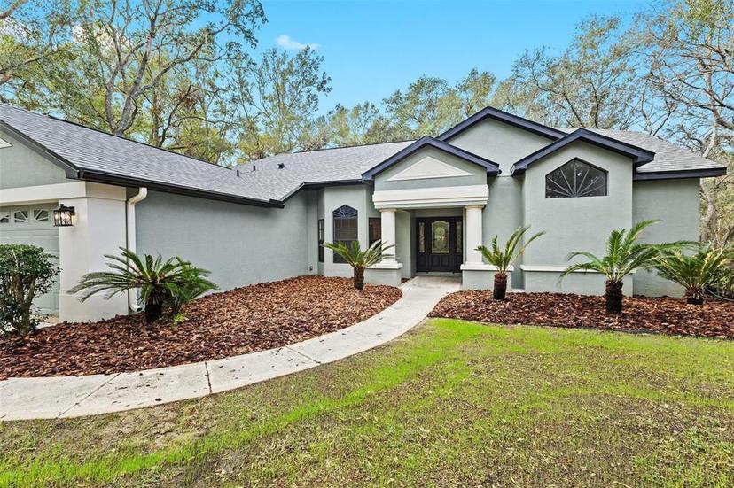 Picture of 4540 Oakfield Circle, Dade City FL 33523