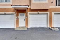 Picture of 5000 Culbreath Key Way Unit 2-202, Tampa, FL 33611