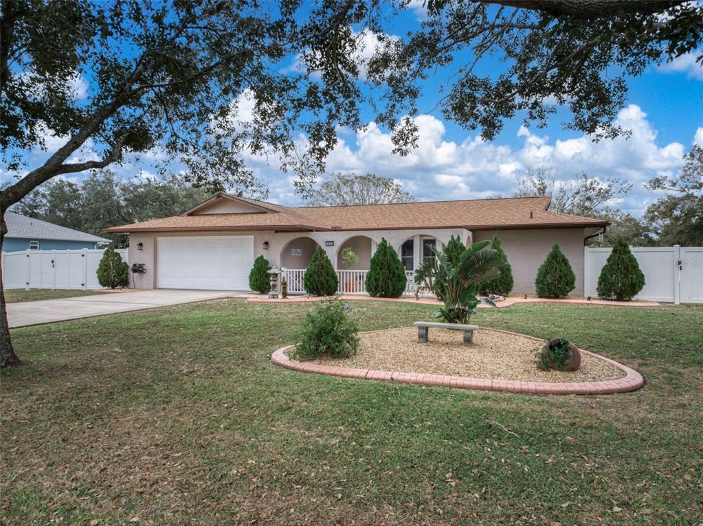 Picture of 7517 Honeysuckle Drive, Sebring, FL 33876