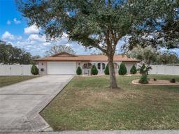 Picture of 7517 Honeysuckle Drive, Sebring, FL 33876