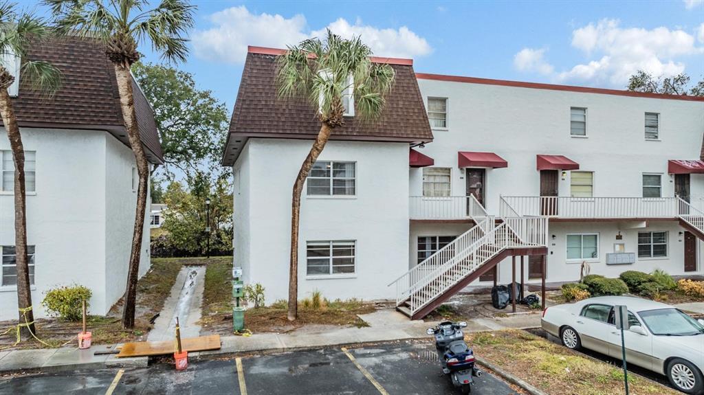 Picture of 9119 Tudor Drive Unit E201, Tampa, FL 33615