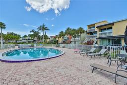 Picture of 2424 W Tampa Bay Boulevard Unit B201, Tampa, FL 33607