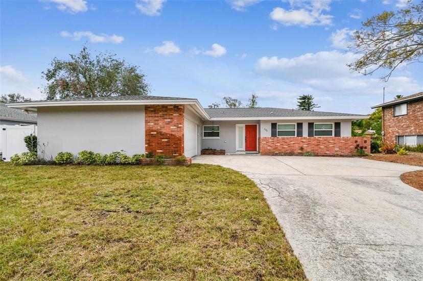 Picture of 2124 16Th Avenue Sw, Largo FL 33770