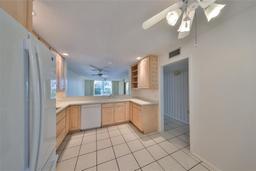 Picture of 131 Pinehurst Drive Unit 131, Bradenton, FL 34210