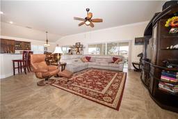 Picture of 11189 Roz Way, Oxford, FL 34484